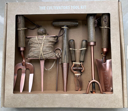Essential Garden Tool Kit