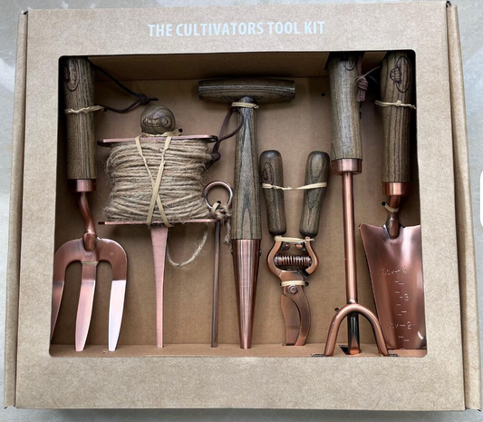 Essential Garden Tool Kit